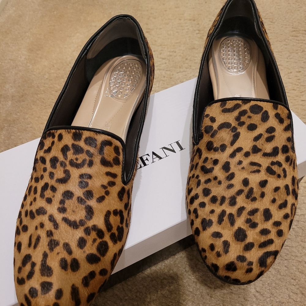 Brand new Alfani leopard print flats comes in box